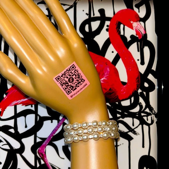 Swarovski Crystal | 3 Row Pearl Bracelet | New With Tags - Picture 5 of 8